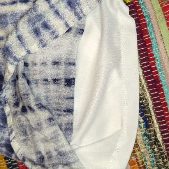 Short Romper - Picture 3 of 4